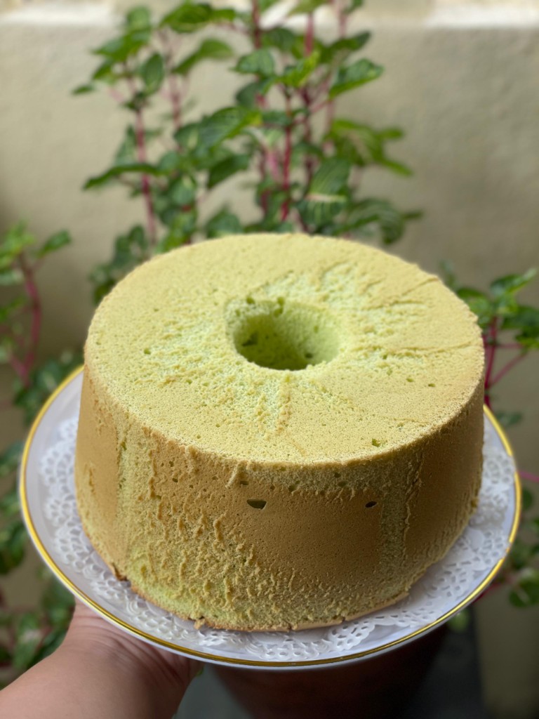 Classic Pandan chiffon